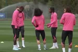 2026世界杯买球平台-能否摆脱伤病魔咒？记者：拉维亚今日恢复训练