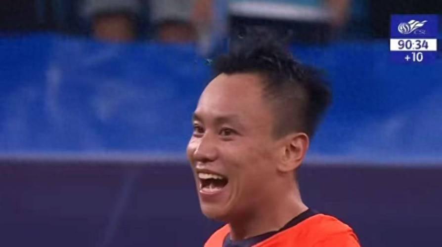 宝威体育官网-青岛海牛1:1憾平河南，李霄鹏的青岛保卫战再次开启