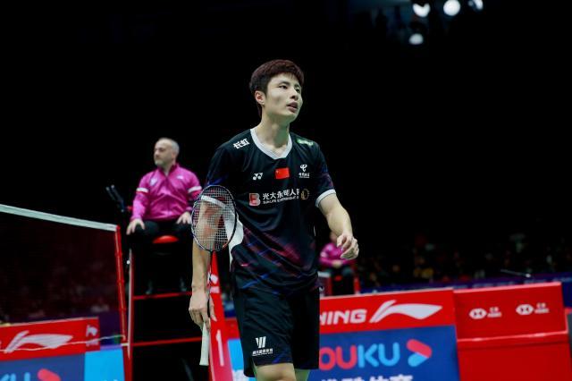 宝威体育官网-李诗沣石宇奇接连出局 本土作战八强仅剩赵俊鹏